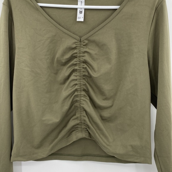All in Motion Moss Green Flex Shirred Cropped Long Sleeve T- Shirt Size XL - Picture 5 of 9